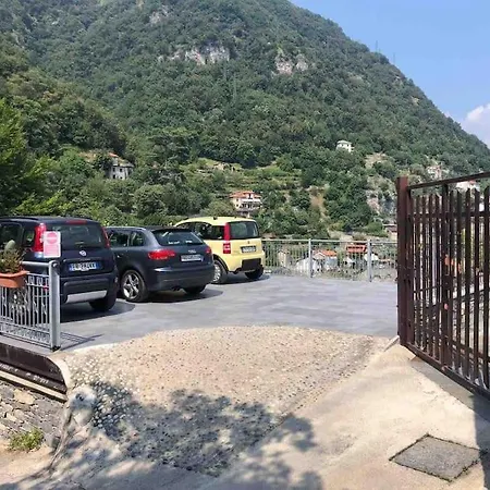 Casa Belvedere Vakantiehuis Moltrasio
